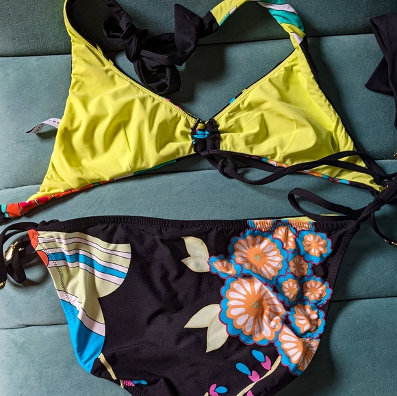 Trina Turk Bikini Top and Bottom - Picture 3 of 4